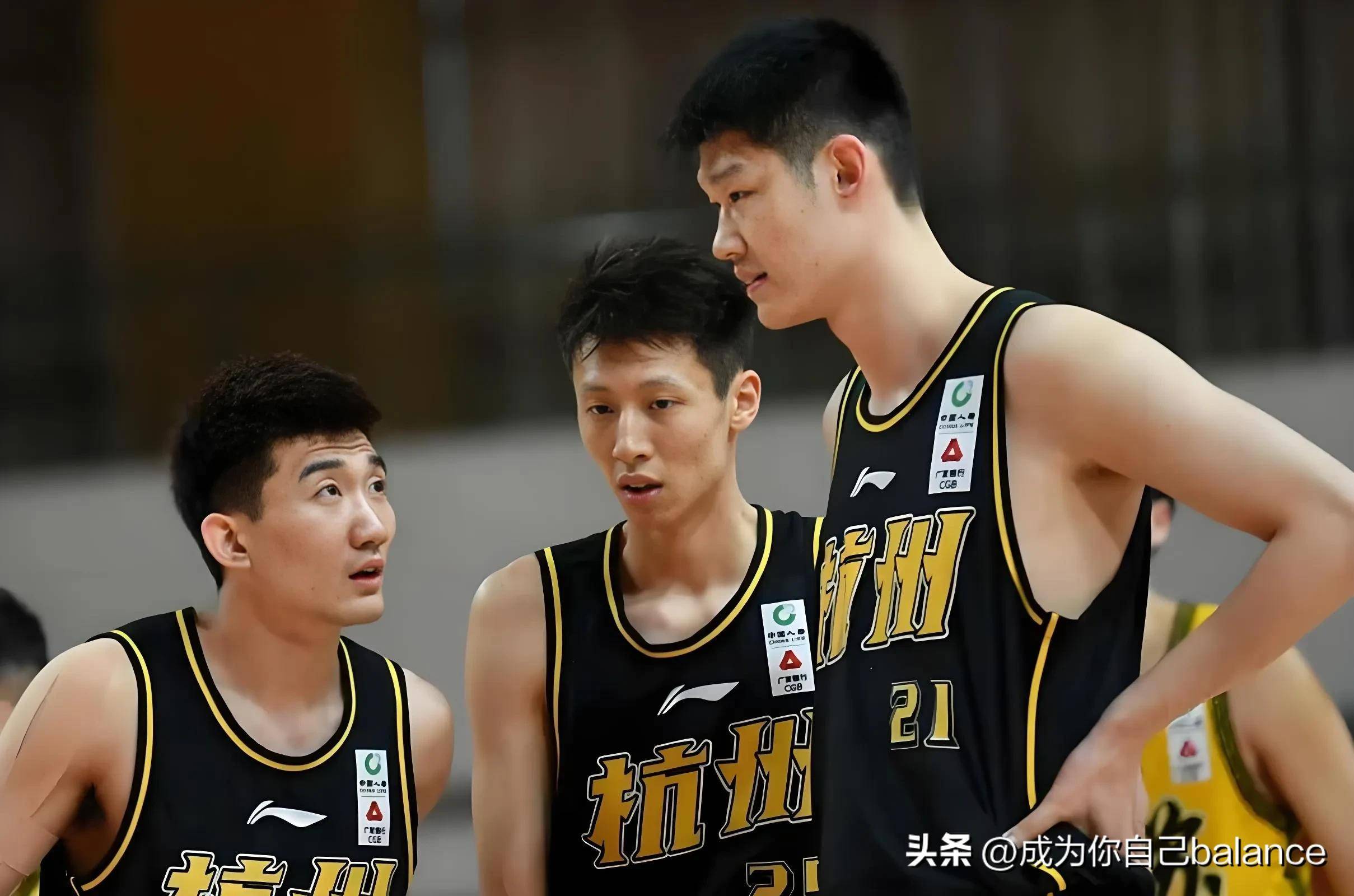 关于广厦男篮惜败四川,主力缺失连连败局逆转不易的信息